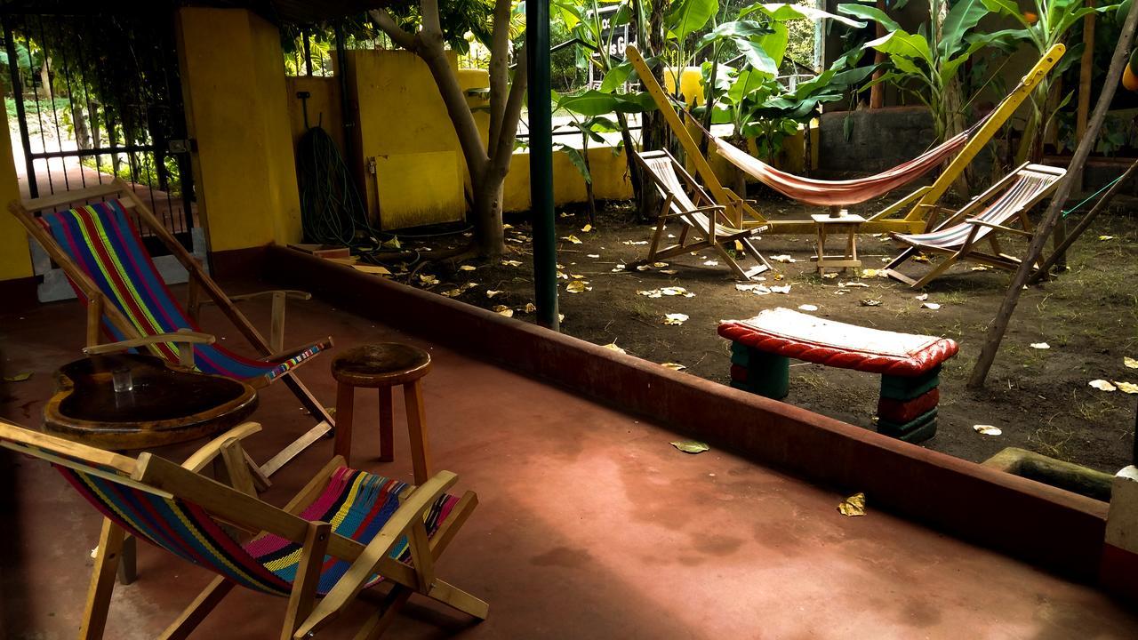 Hostel Life Is Good โมโยกัลปา ภายนอก รูปภาพ