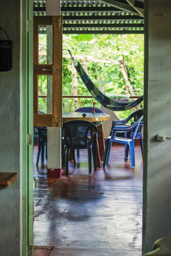 Hostel Life Is Good โมโยกัลปา ภายนอก รูปภาพ